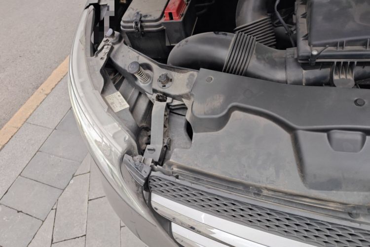 Used Mercedes-Benz V-Class 2021 V 260 Prestige Edition Engine Bay Right
