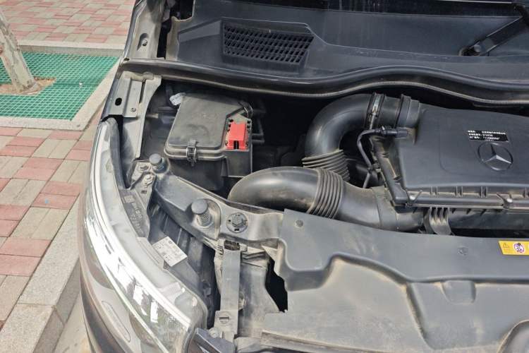 Used Mercedes-Benz V-Class 2021 V 260 L Long-wheelbase Luxury Edition Engine Bay Right
