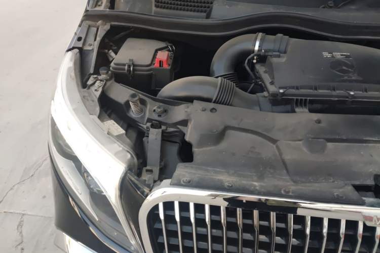 Used Mercedes-Benz V-Class 2021 V 260 L Long Wheelbase Prestige Edition Engine Bay Right