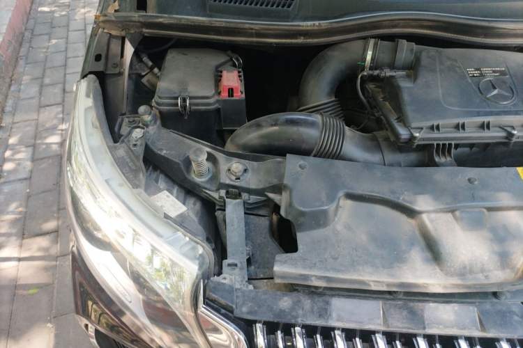 Used Mercedes-Benz V-Class 2021 V 260 L Long Wheelbase Prestige Edition Engine Bay Right