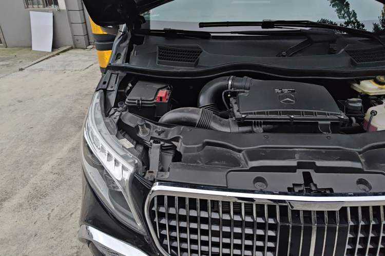 Used Mercedes-Benz V-Class 2021 V 260 L Long Wheelbase Prestige Edition Engine Bay Right