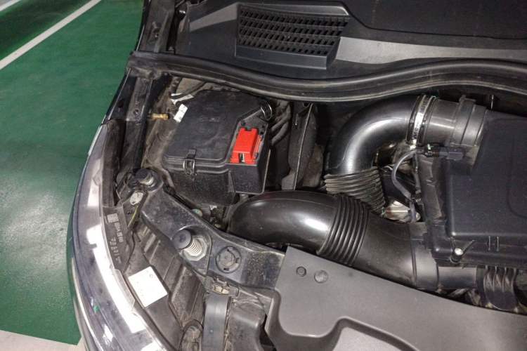 Used Mercedes-Benz V-Class 2021 V 260 L Long-wheelbase Luxury Edition Engine Bay Right