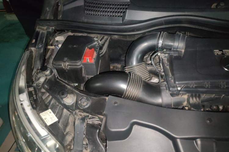 Used Mercedes-Benz V-Class 2021 V 260 Avantgarde Edition Engine Bay Right