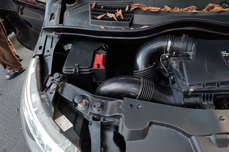 Used Mercedes-Benz V-Class 2021 V 260 Prestige Edition Engine Bay Right