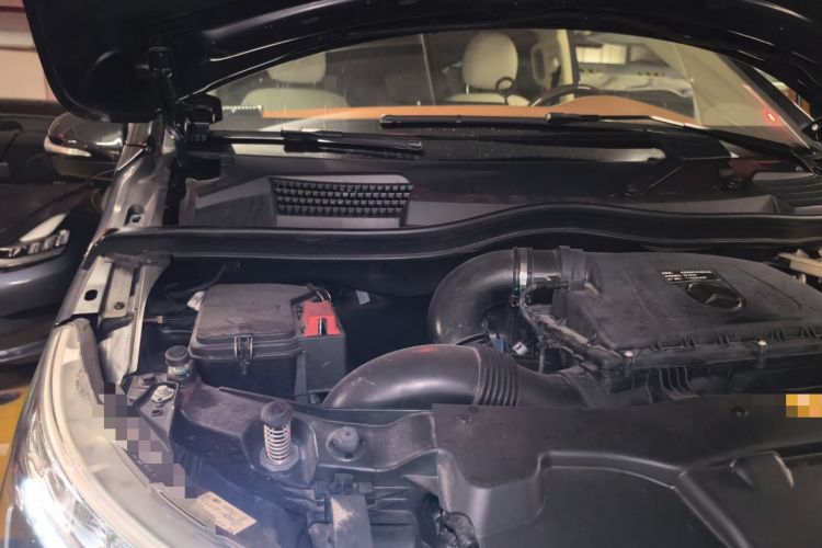 Used Mercedes-Benz V-Class 2021 V 260 L Long Wheelbase Prestige Edition Engine Bay Right