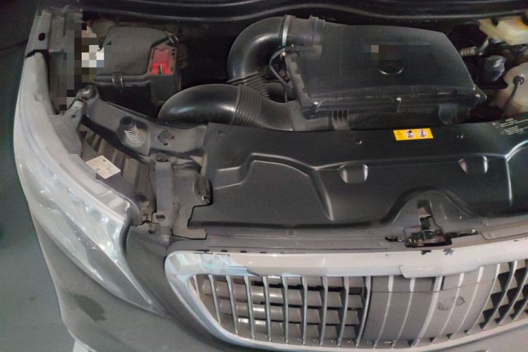 Used Mercedes-Benz V-Class 2021 V 260 L Long Wheelbase Prestige Edition Engine Bay Right