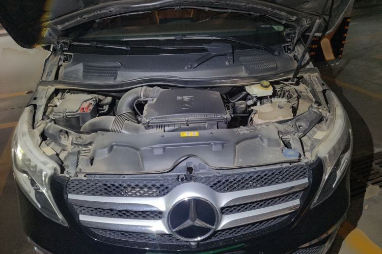 Used Mercedes-Benz V-Class 2021 V 260 L Long Wheelbase Prestige Edition Engine Bay