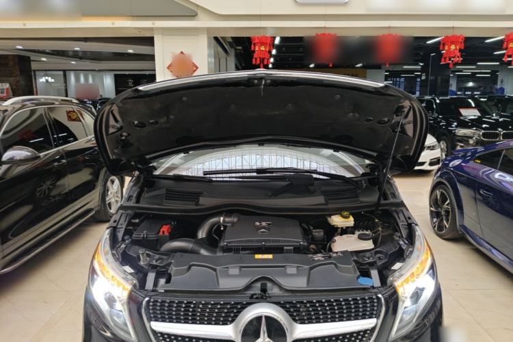 Used Mercedes-Benz V-Class 2021 V 260 L Long-wheelbase Luxury Edition Engine Bay
