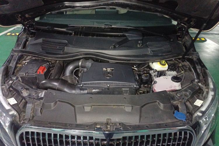 Used Mercedes-Benz V-Class 2021 V 260 L Long-wheelbase Luxury Edition Engine Bay