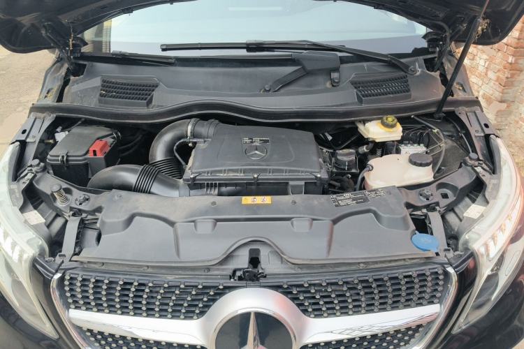 Used Mercedes-Benz V-Class 2021 V 260 L Long-wheelbase Luxury Edition Engine Bay