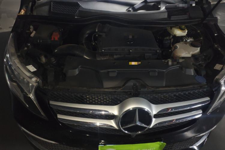 Used Mercedes-Benz V-Class 2021 V 260 Prestige Edition Engine Bay