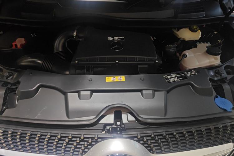 Used Mercedes-Benz V-Class 2021 V 260 L Long-wheelbase Luxury Edition Engine Bay