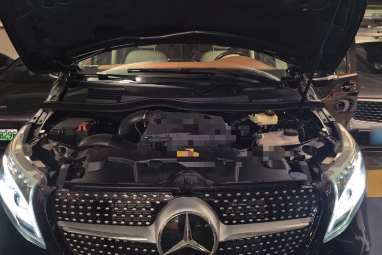 Used Mercedes-Benz V-Class 2021 V 260 L Long Wheelbase Prestige Edition Engine Bay