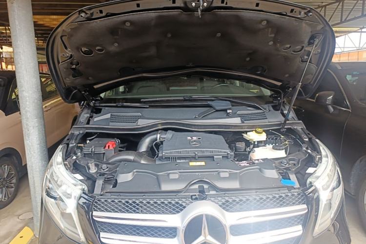 Used Mercedes-Benz V-Class 2021 V 260 L Long Wheelbase Prestige Edition Engine Bay