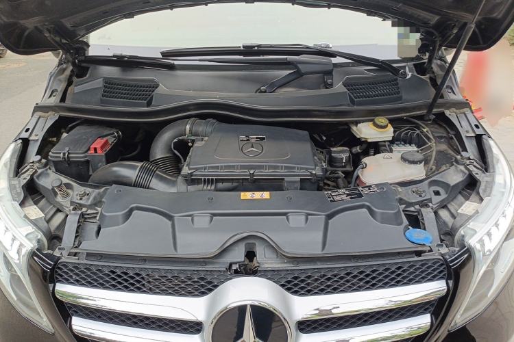 Used Mercedes-Benz V-Class 2021 V 260 L Long Wheelbase Prestige Edition Engine Bay