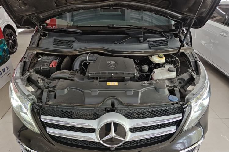 Used Mercedes-Benz V-Class 2021 V 260 Prestige Edition Engine Bay