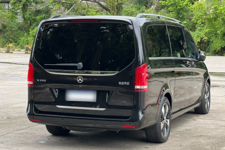 Used Mercedes-Benz V-Class 2021 V 260 Prestige Edition Exterior 1