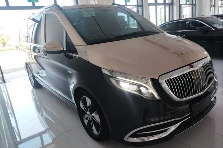 Used Mercedes-Benz V-Class 2021 V 260 Prestige Edition Exterior 1