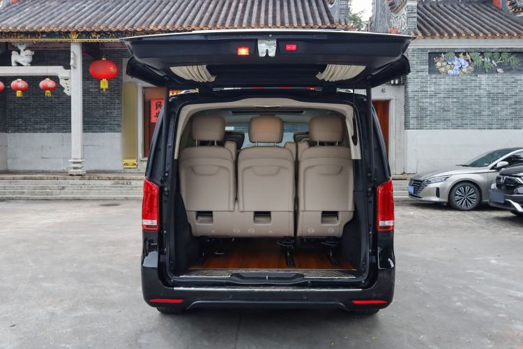 Used Mercedes-Benz V-Class 2021 V 260 L Long-wheelbase Luxury Edition Exterior 10