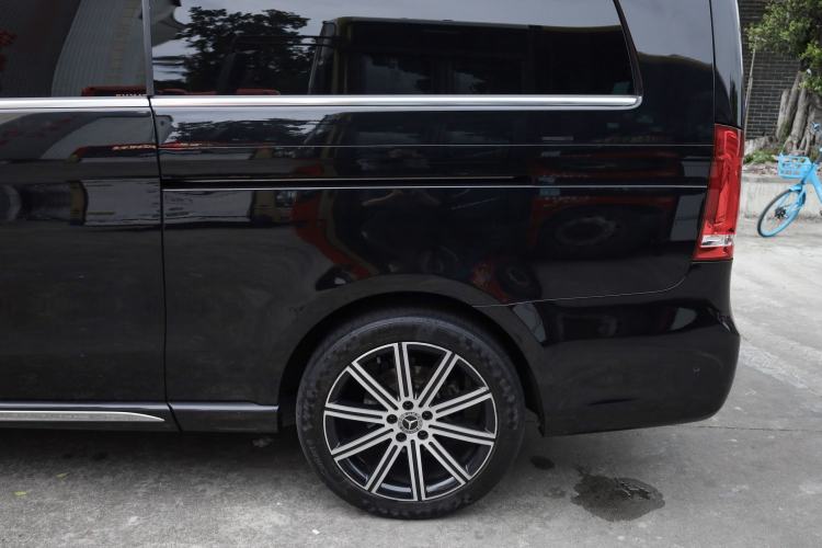 Used Mercedes-Benz V-Class 2021 V 260 L Long-wheelbase Luxury Edition Exterior 12