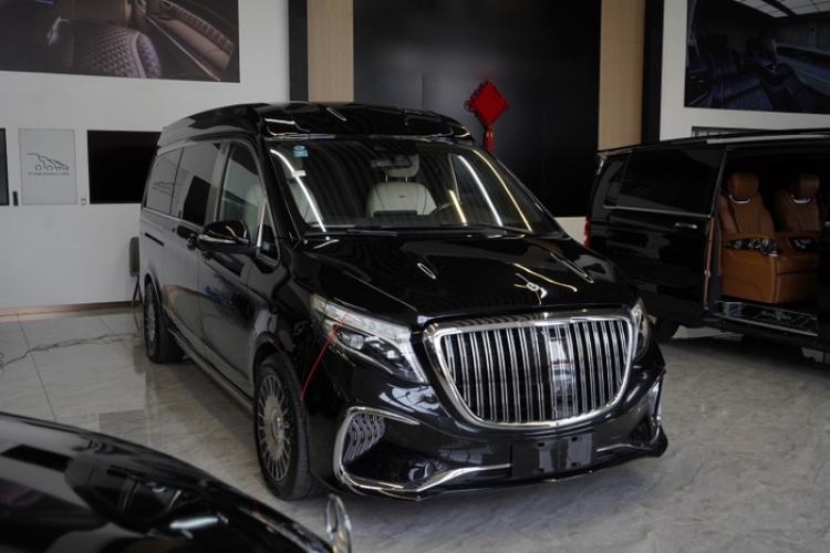 Used Mercedes-Benz V-Class 2021 V 260 L Long Wheelbase Prestige Edition Exterior 2