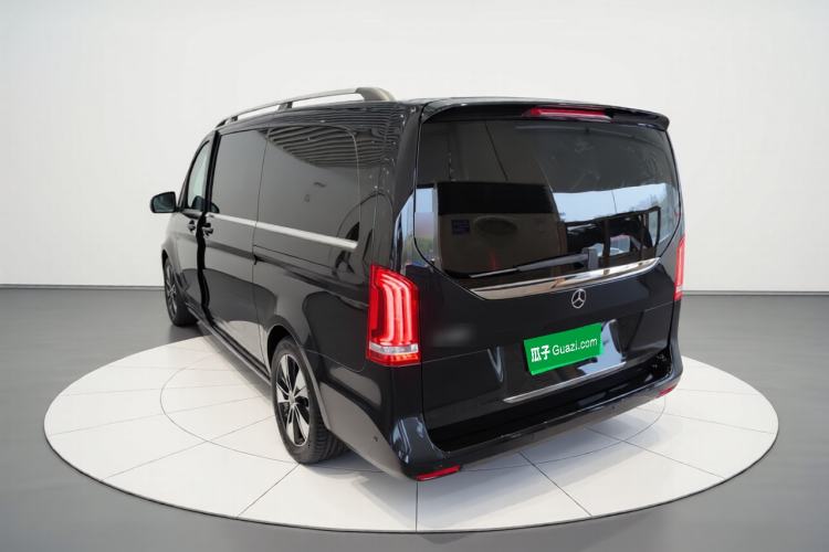 Used Mercedes-Benz V-Class 2021 V 260 Prestige Edition Exterior 2
