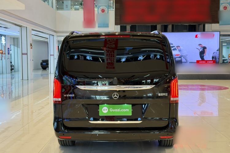 Used Mercedes-Benz V-Class 2021 V 260 Prestige Edition Exterior 2