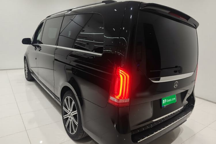 Used Mercedes-Benz V-Class 2021 V 260 L Long-wheelbase Luxury Edition Exterior 2