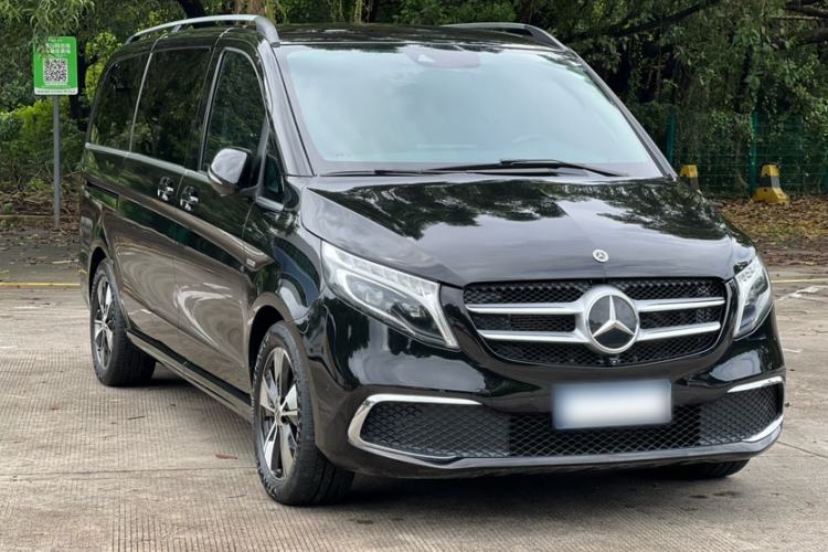 Used Mercedes-Benz V-Class 2021 V 260 Prestige Edition Exterior 4