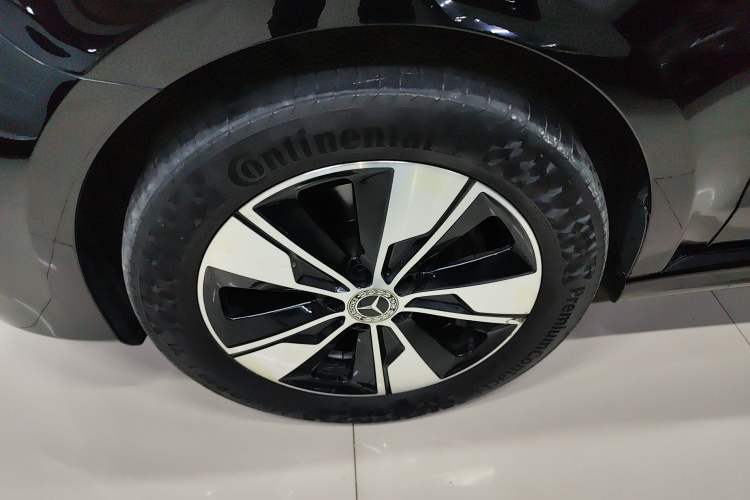 Used Mercedes-Benz V-Class 2021 V 260 Prestige Edition Exterior 4