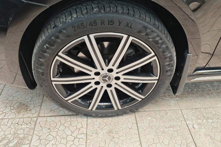 Used Mercedes-Benz V-Class 2021 V 260 L Long-wheelbase Luxury Edition Exterior 4