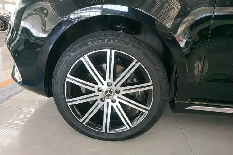 Used Mercedes-Benz V-Class 2021 V 260 L Long-wheelbase Luxury Edition Exterior 4