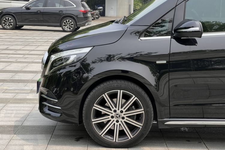 Used Mercedes-Benz V-Class 2021 V 260 L Long-wheelbase Luxury Edition Exterior 6