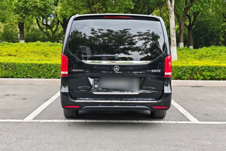 Used Mercedes-Benz V-Class 2021 V 260 L Long-wheelbase Luxury Edition Exterior 8