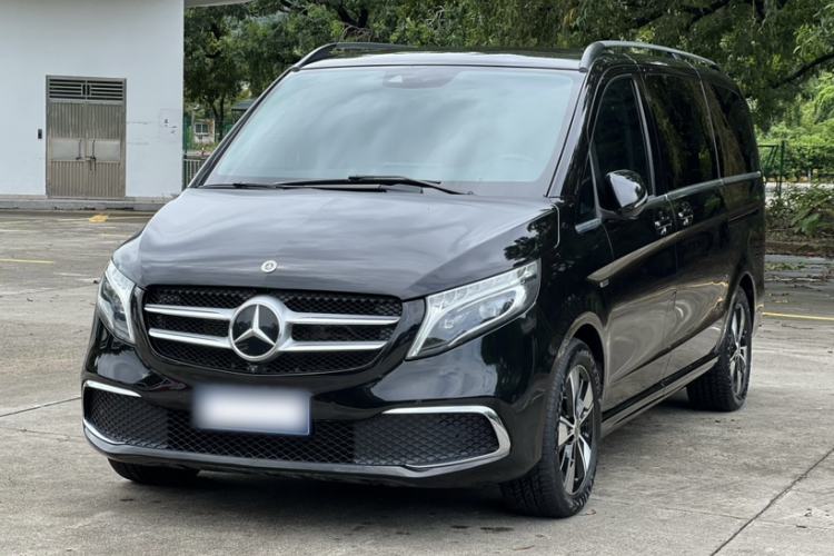 Used Mercedes-Benz V-Class 2021 V 260 Prestige Edition Exterior 9