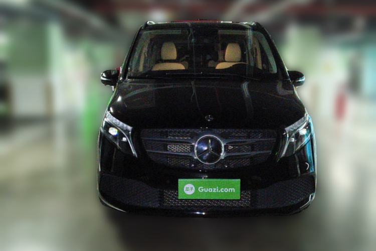 Used Mercedes-Benz V-Class 2021 V 260 Avantgarde Edition Front