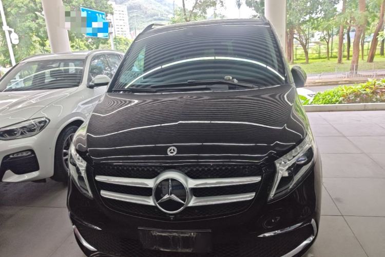 Used Mercedes-Benz V-Class 2021 V 260 Prestige Edition Front
