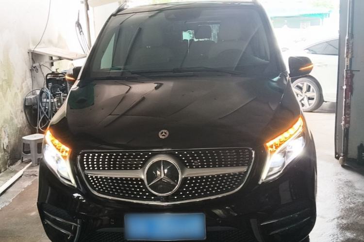 Used Mercedes-Benz V-Class 2021 V 260 L Long-wheelbase Luxury Edition Front