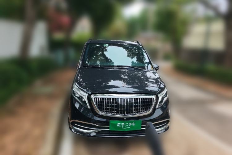 Used Mercedes-Benz V-Class  Front