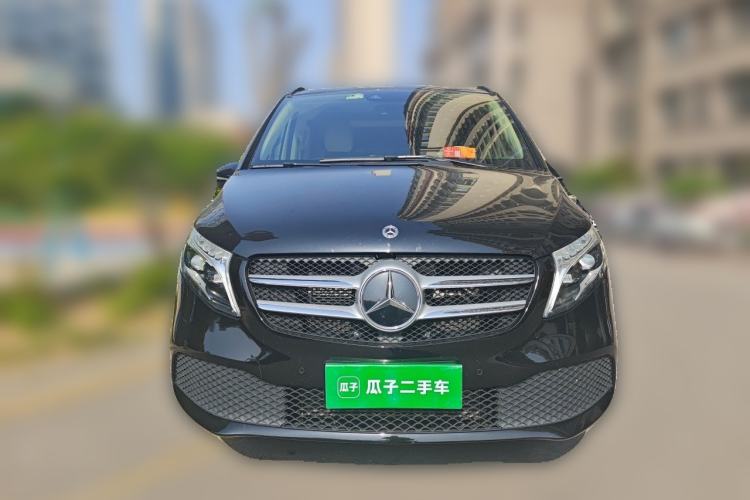 Used Mercedes-Benz V-Class 2021 V 260 Avantgarde Edition Front