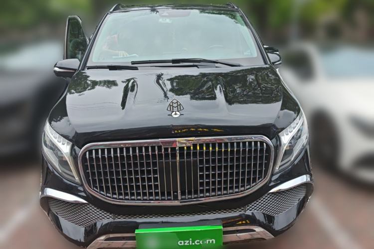 Used Mercedes-Benz V-Class 2021 V 260 Avantgarde Edition Front