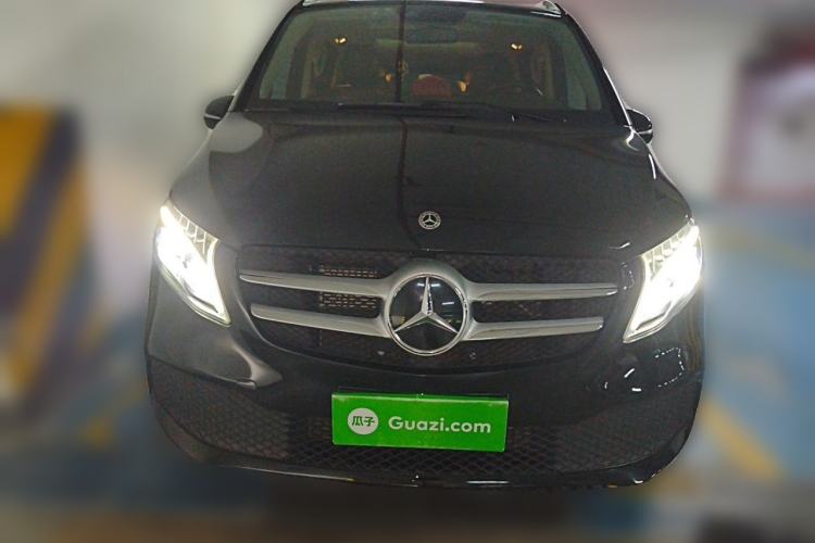 Used Mercedes-Benz V-Class 2021 V 260 Avantgarde Edition Front