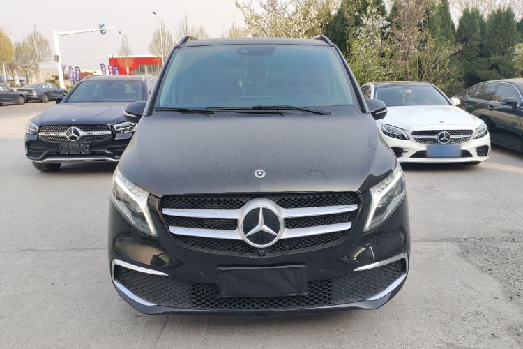 Used Mercedes-Benz V-Class 2021 V 260 Prestige Edition Front