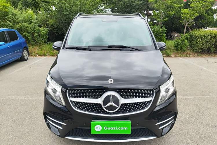 Used Mercedes-Benz V-Class 2021 V 260 L Long-wheelbase Luxury Edition Front