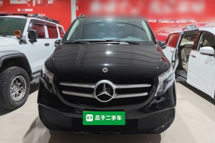 Used Mercedes-Benz V-Class 2021 V 260 Avantgarde Edition Front
