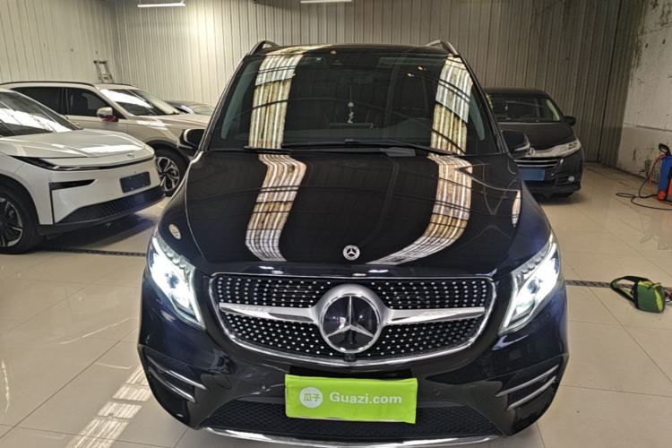 Used Mercedes-Benz V-Class 2021 V 260 L Long-wheelbase Luxury Edition Front
