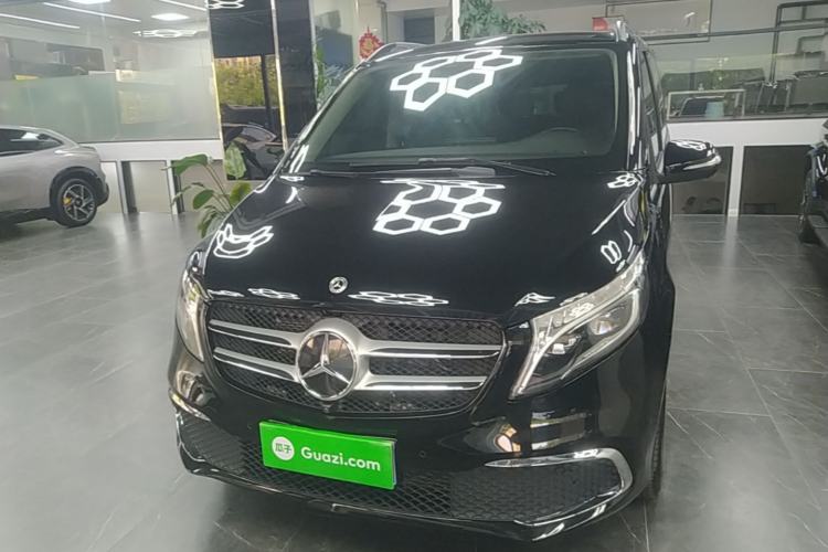 Used Mercedes-Benz V-Class 2021 V 260 L Long Wheelbase Prestige Edition Front