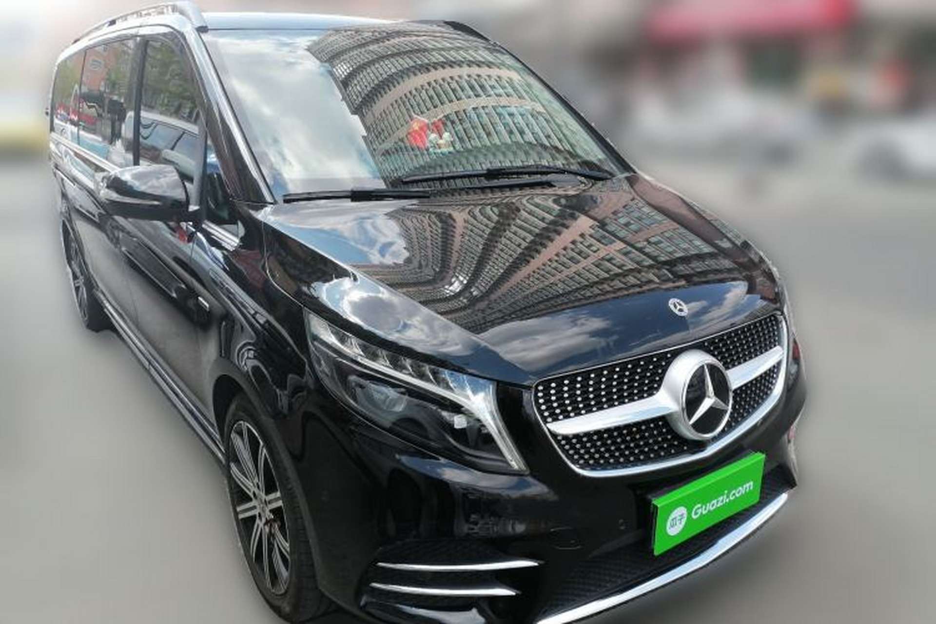 Used Mercedes-Benz V-Class 2021 V 260 L Long-wheelbase Luxury Edition Front Right 45 Deg