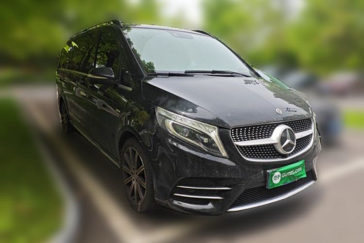 Used Mercedes-Benz V-Class 2021 V 260 L Long-wheelbase Luxury Edition Front Right 45 Deg