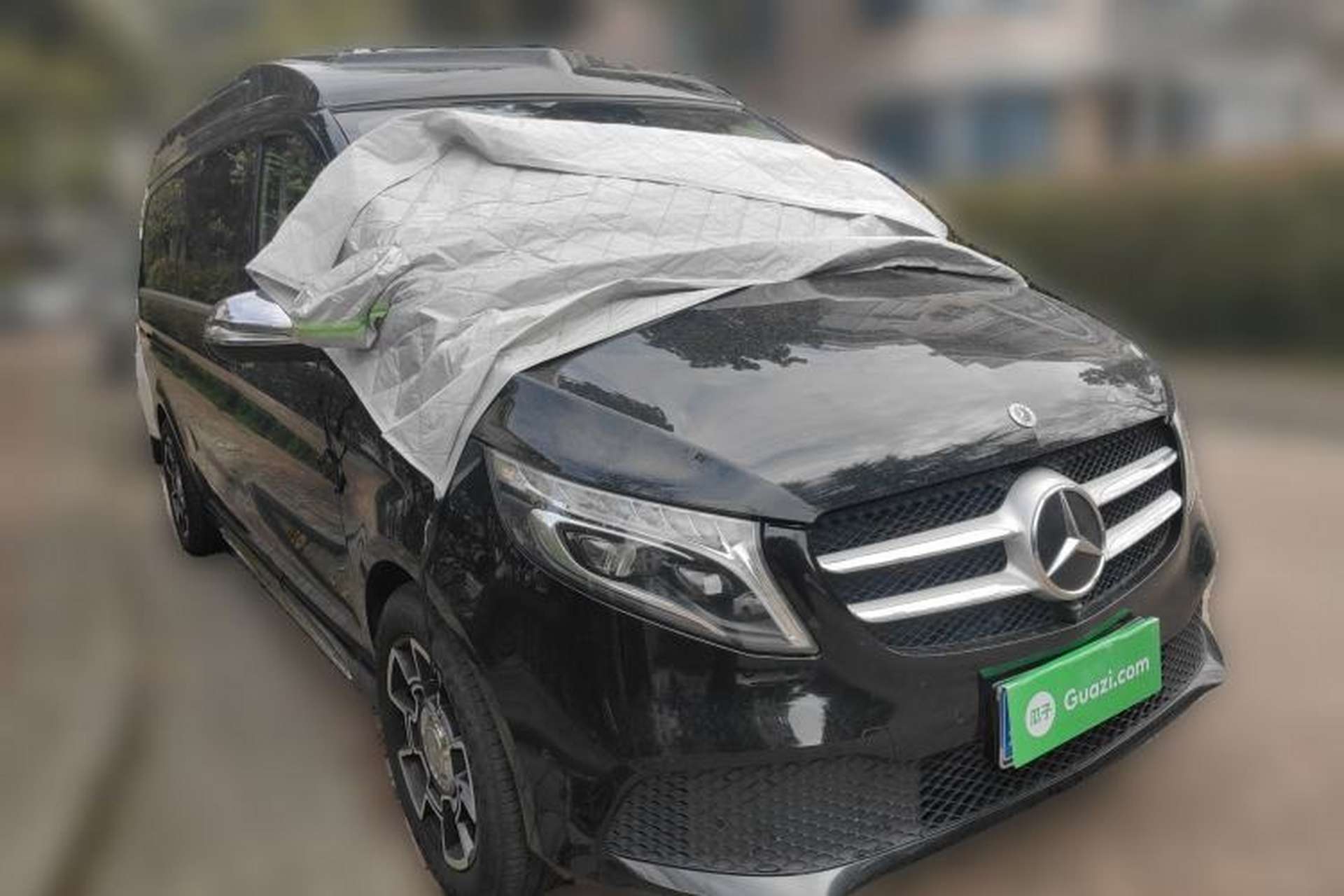 Used Mercedes-Benz V-Class  Front Right 45 Deg